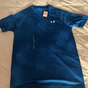 NWT Mens small UnderArmour tshirt